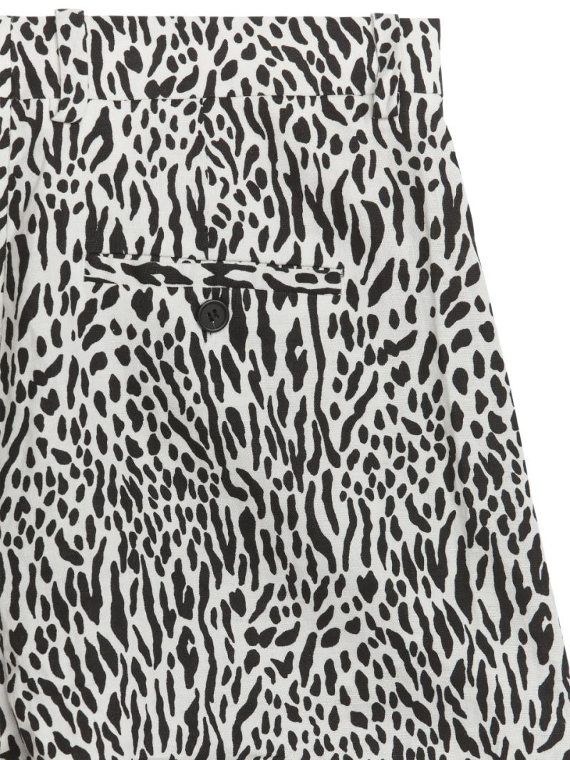 22505 1 Лляні шорти animal print Arket