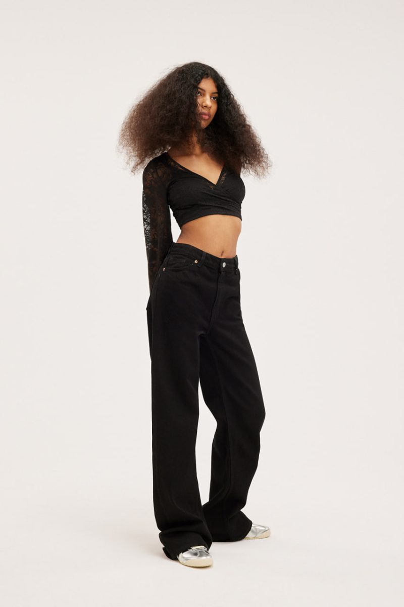 Джинси широкого крою в чорному кольорі  Monki