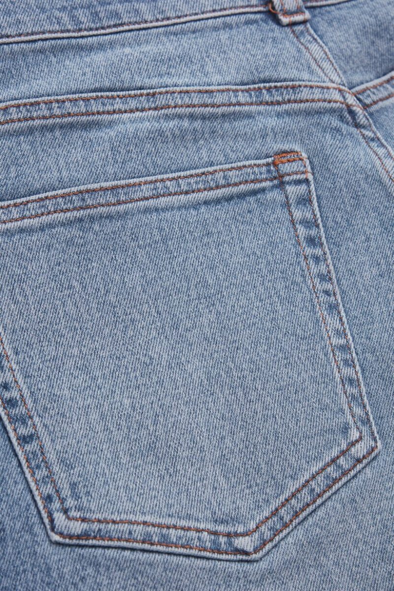 Чоловічі джинси блакитного кольору   COS