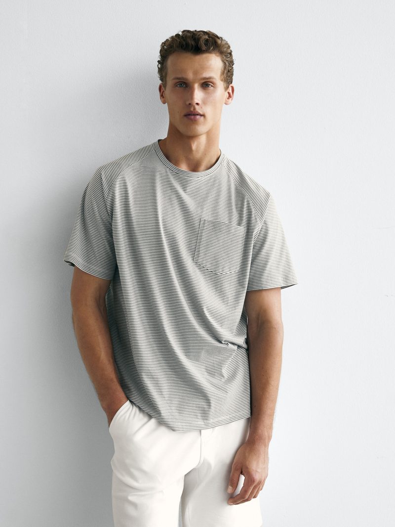 Чоловіча футболка в смужку Massimo Dutti