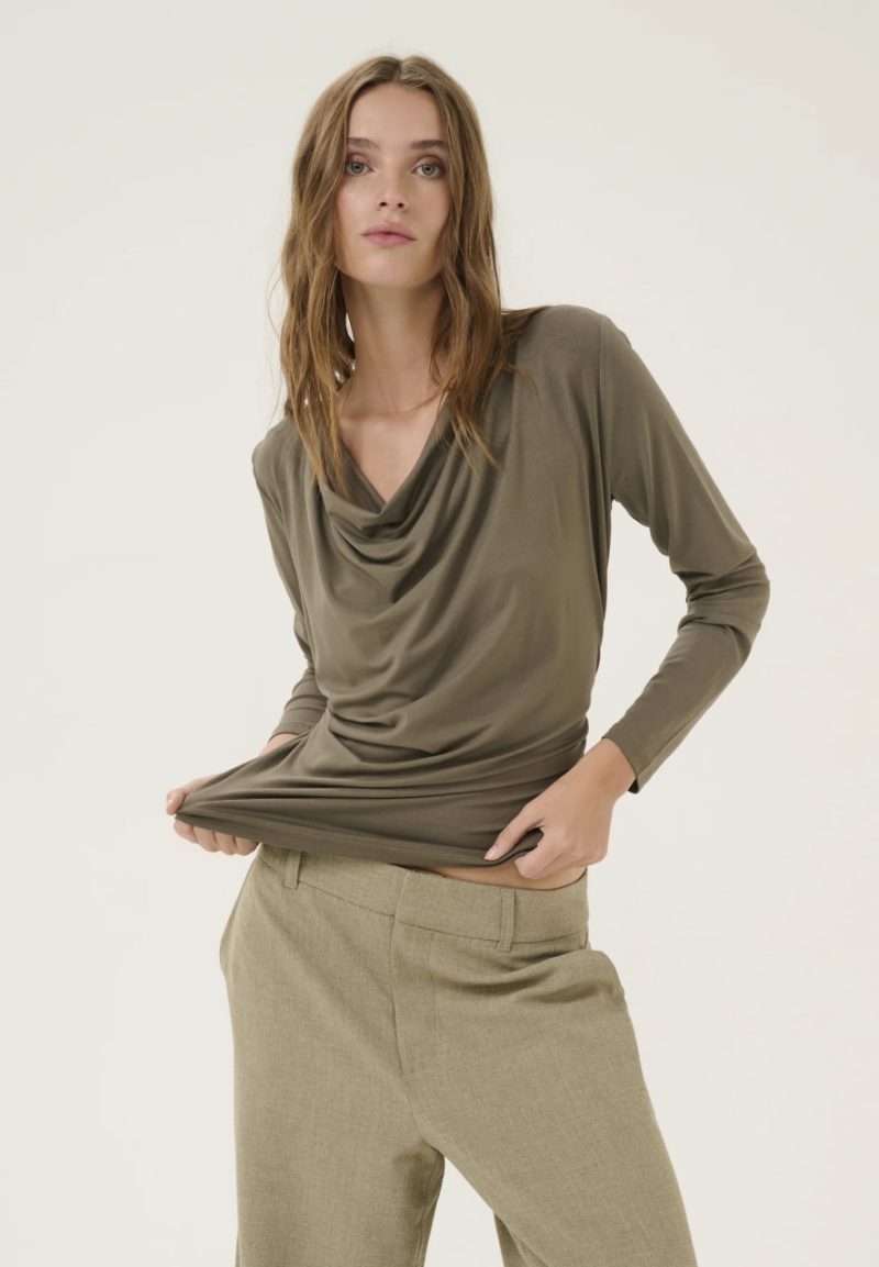 Еластичний лонгслів кольору хакі  my essential wardrobe