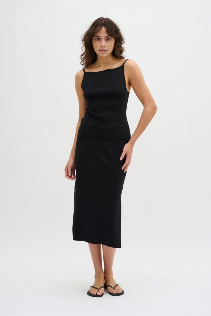 Цупка трикотажна спідниця-олівець чорного кольору  my essential wardrobe