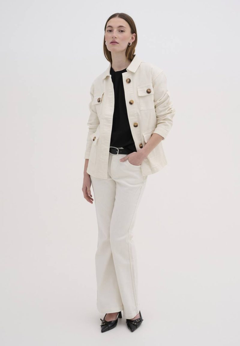 Куртка денім молочного кольору з контрастними гудзиками my essential wardrobe