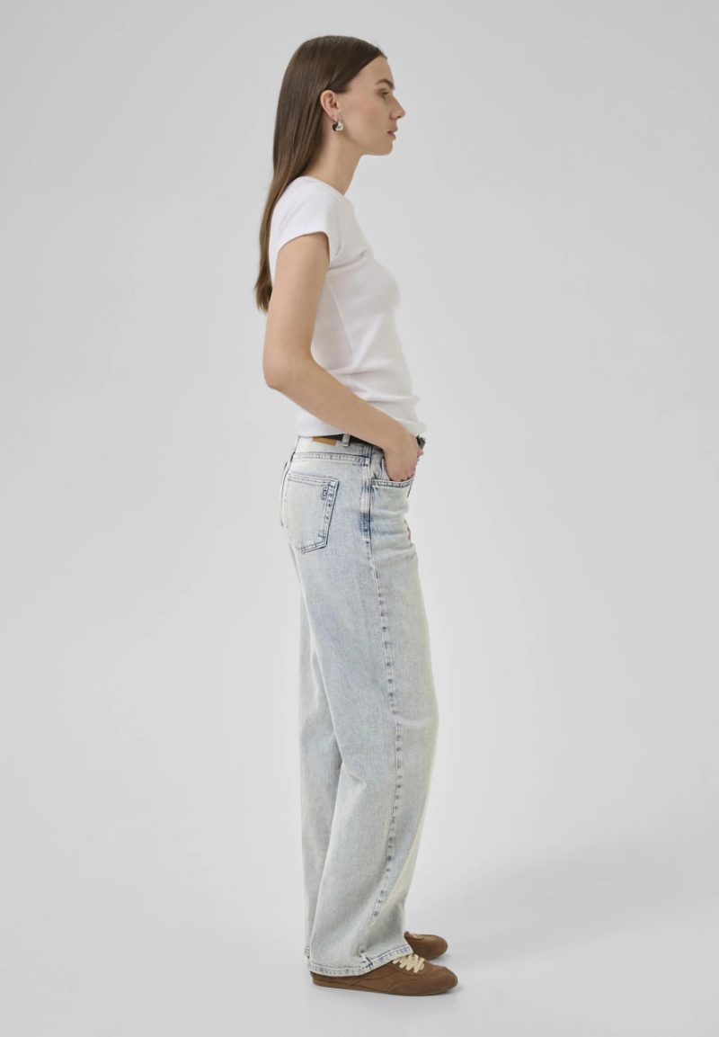 Джинси світло блакитного кольору з виваркою my essential wardrobe